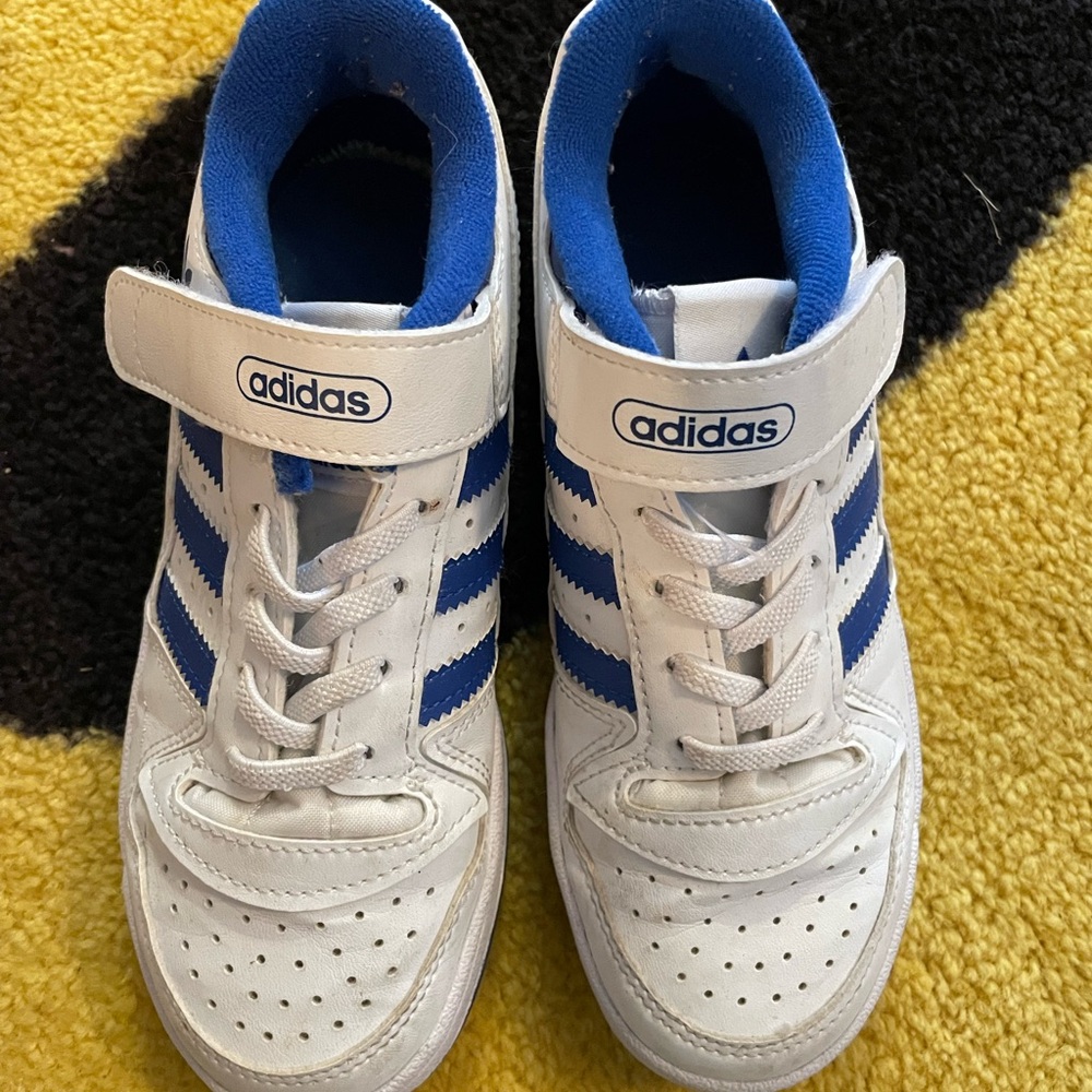 adidas Forum Low Classics "Core White/Team Royal Blue/Core White" size 1